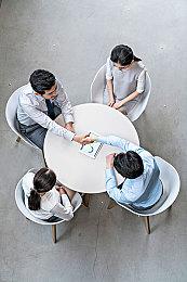 《博德之门3》发行总监盛赞《光与影：33号远征队》